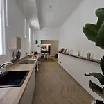 Mwc - Via Ganaceto 100 Διαμέρισμα
