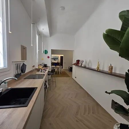 Mwc - Via Ganaceto 100 Apartment
